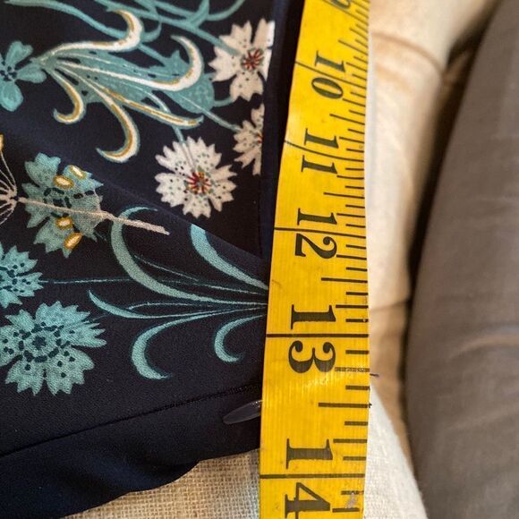 Loft Valley Dark Floral Silky Pleated Skirt Women’s 27 Inch Waist Loft SZ 0 - Picture 10 of 12